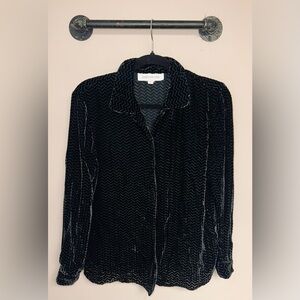 Jones New York Black and Gray Zigzag Shirt